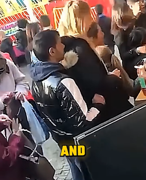 Undercover Cop in Mission #1 — Pickpocket Caught Seconds After the Act