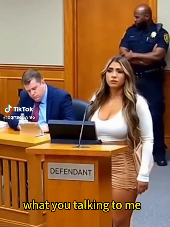 Judge Stops Woman Mid-Walk — Courtroom Clears Over Dress Code Violation