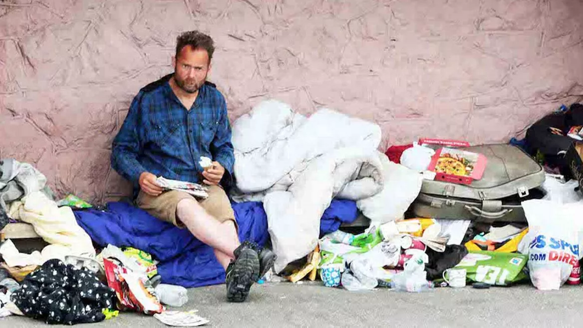 From Trash to Treasure: Homeless Man Discovers $1 Million Winning Scratch Ticket!