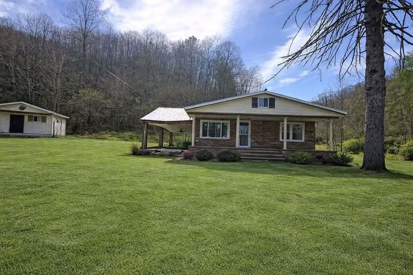 Home with 76.9 Acres in Midland, North Carolina