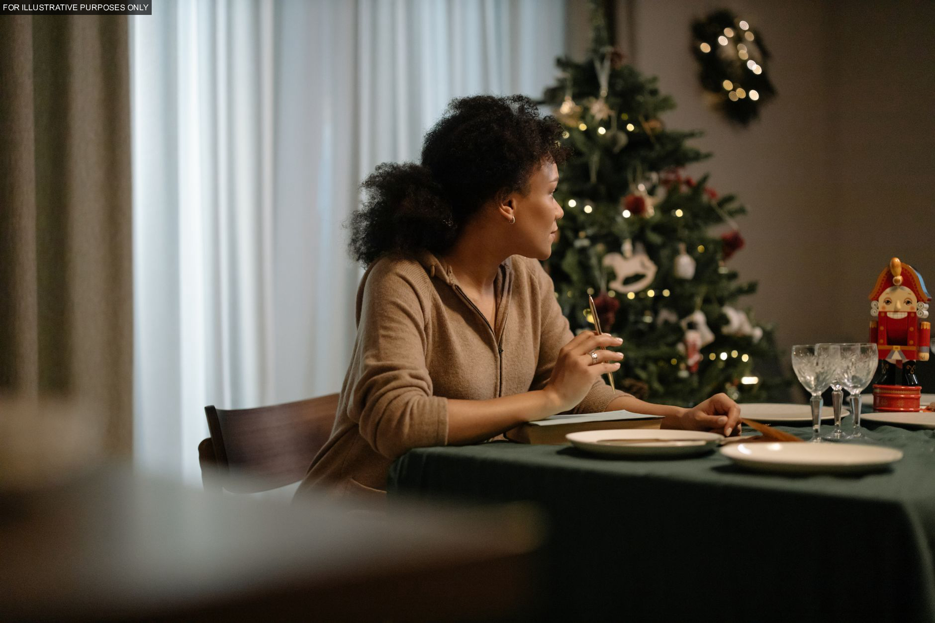 My stepson stood up at his father’s retirement dinner and gave a fifteen-minute speech about the sacrifices his father had made building the business alone — every person at that table knew I had managed the books, the accounts, and the staff for eleven of those years, and three of them looked at me while he spoke.